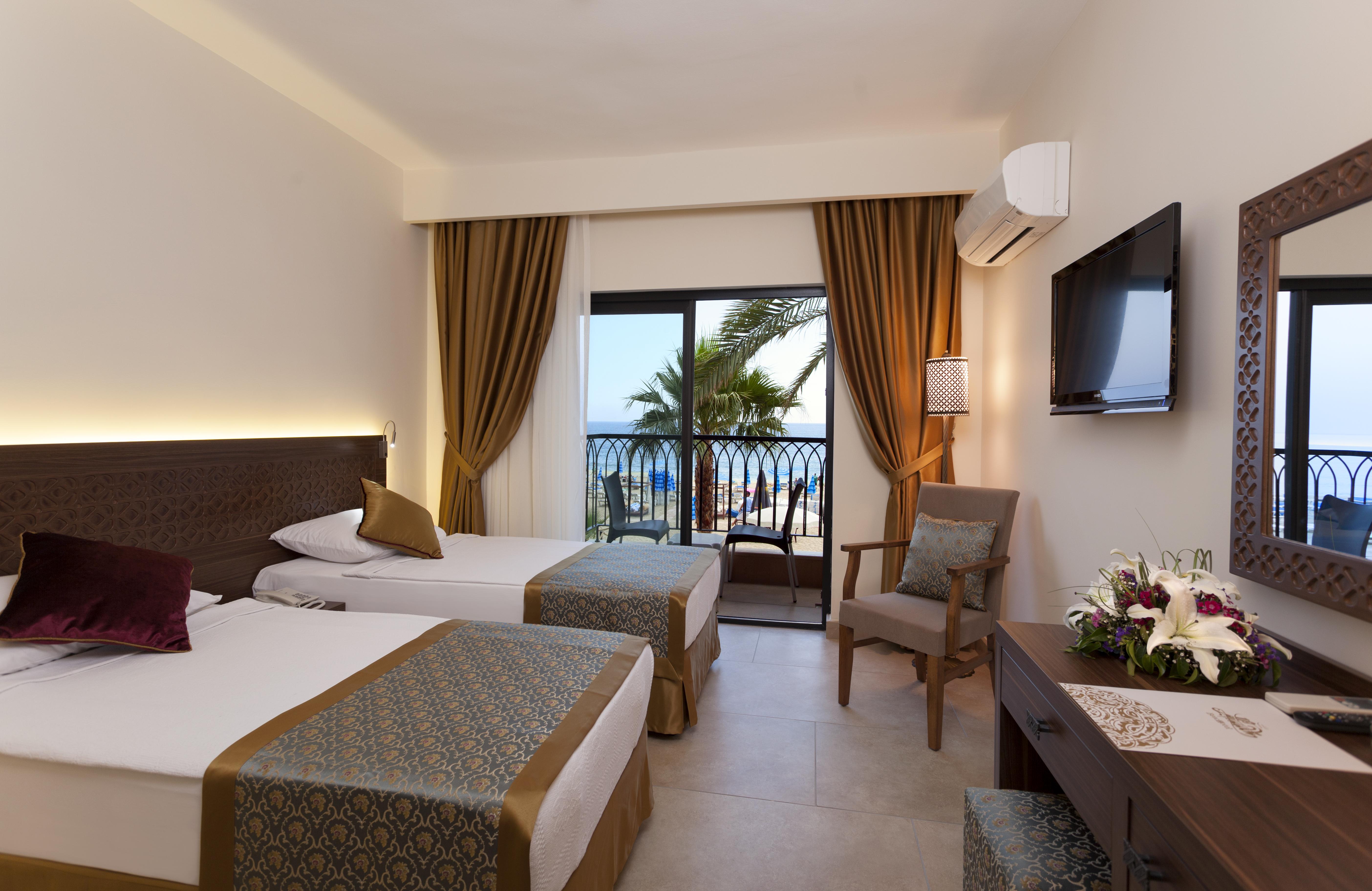 Alaaddin Beach Hotel - Adult Only Alanya Bagian luar foto