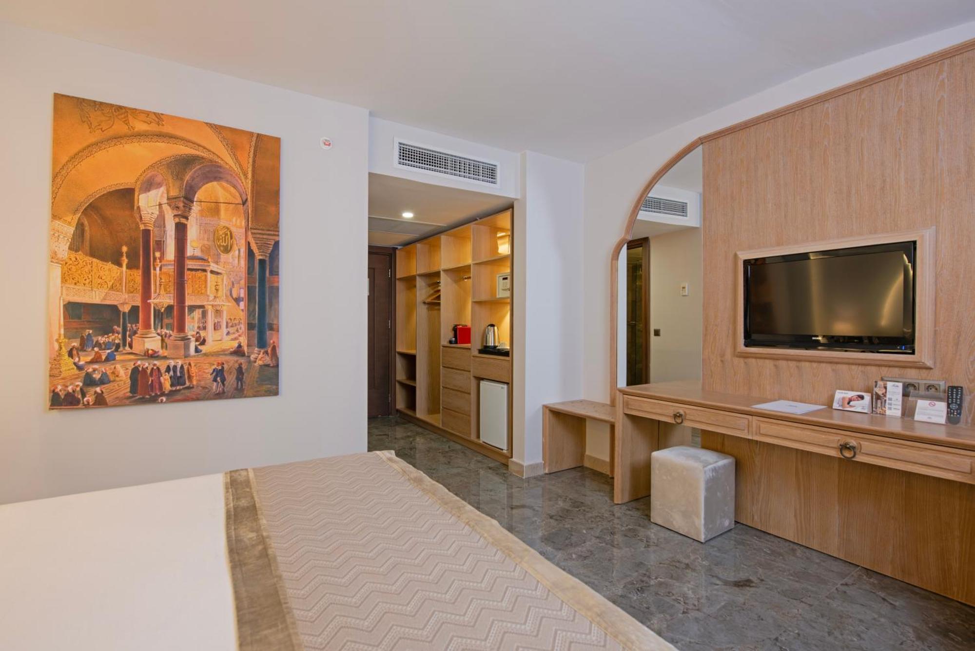 Alaaddin Beach Hotel - Adult Only Alanya Bagian luar foto
