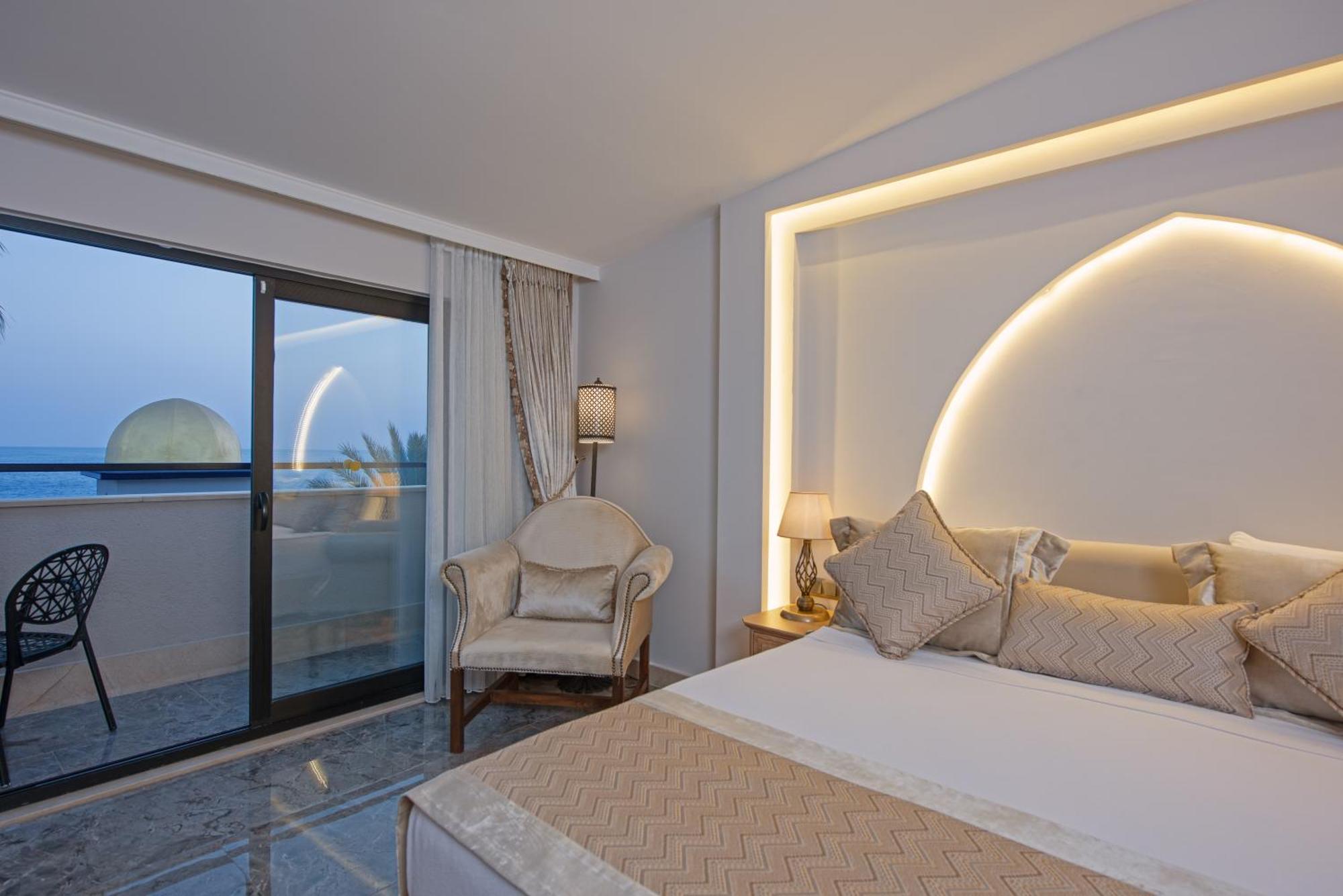 Alaaddin Beach Hotel - Adult Only Alanya Bagian luar foto