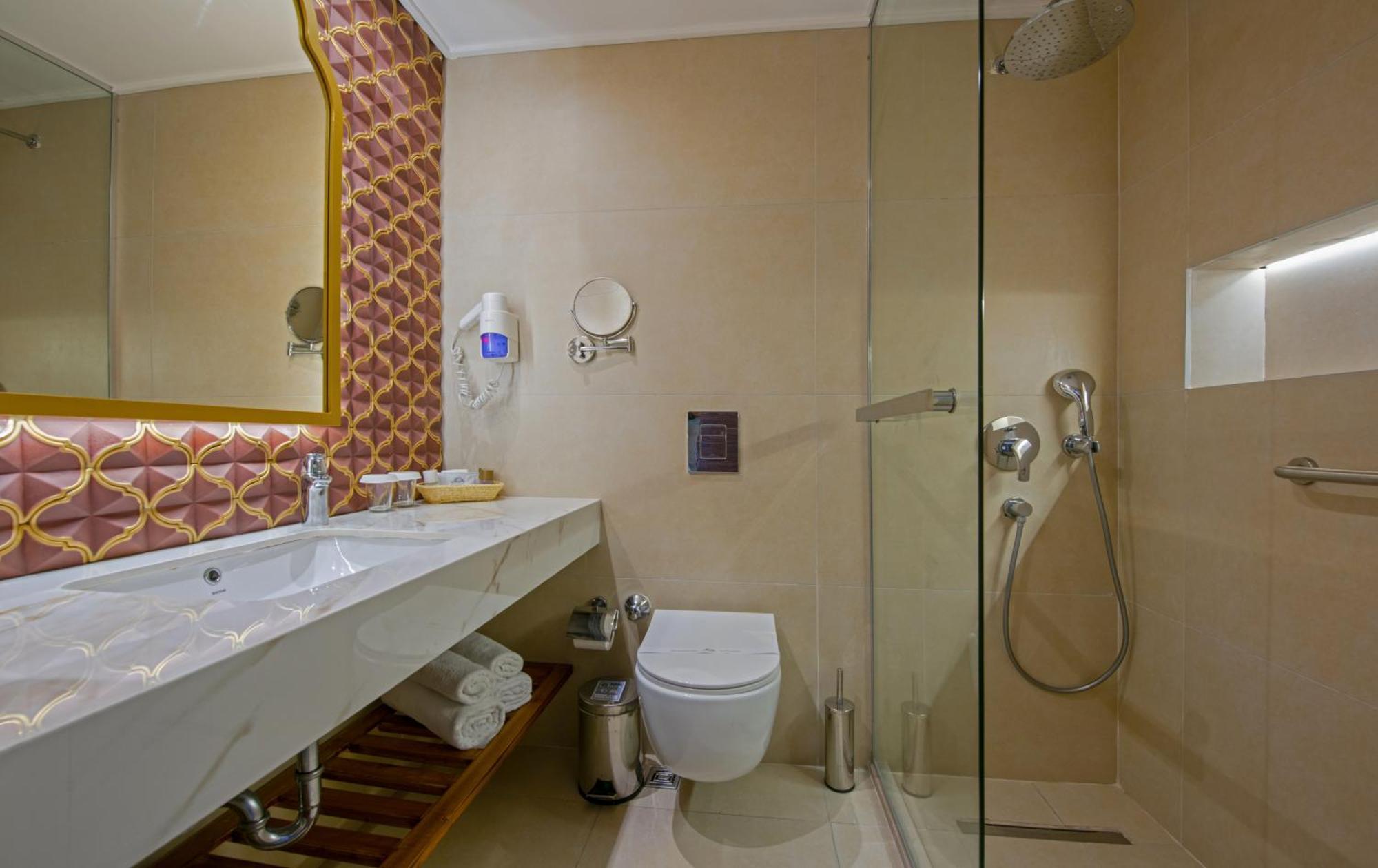 Alaaddin Beach Hotel - Adult Only Alanya Bagian luar foto