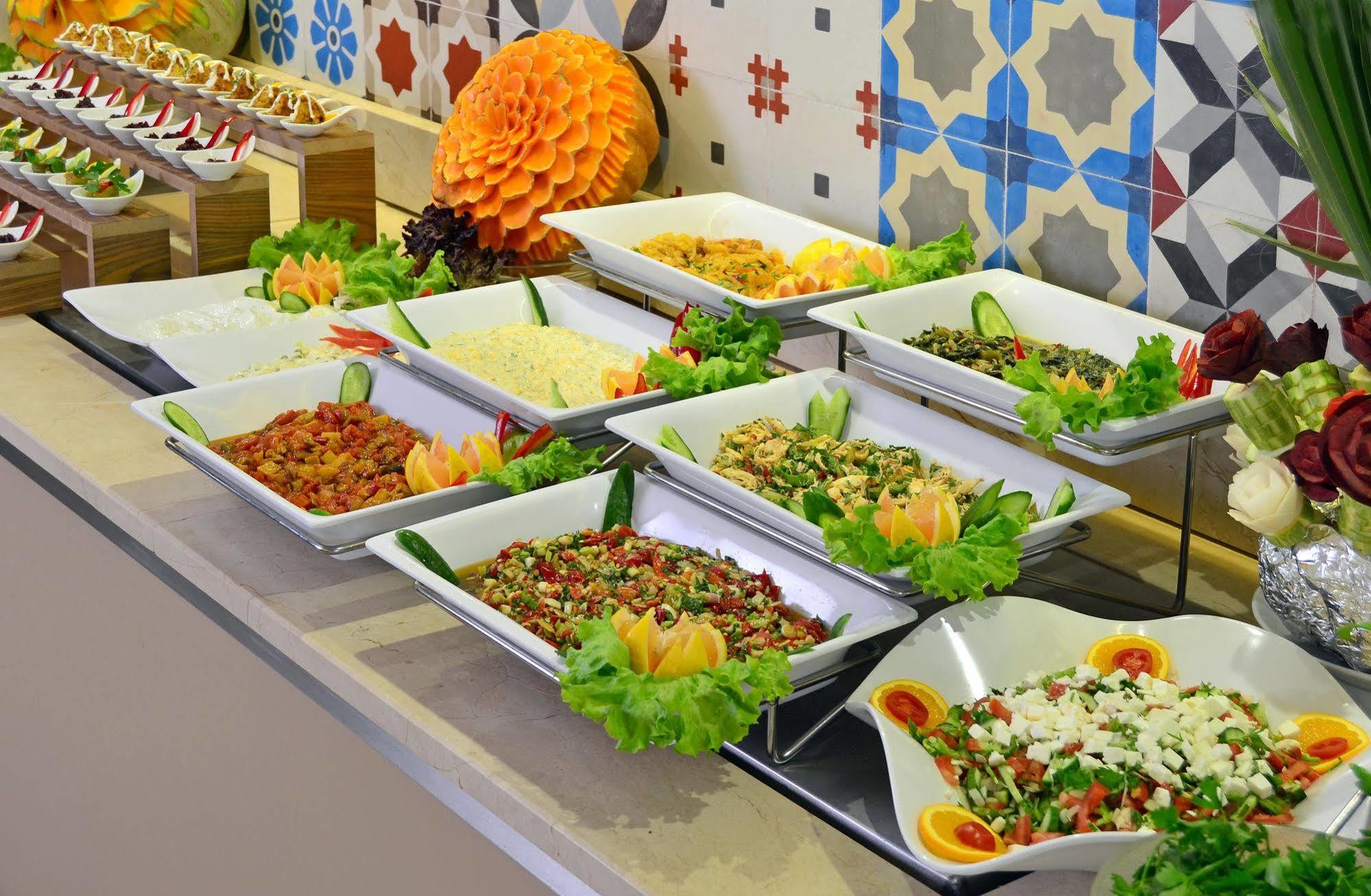 Alaaddin Beach Hotel - Adult Only Alanya Bagian luar foto