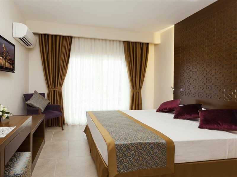 Alaaddin Beach Hotel - Adult Only Alanya Bagian luar foto